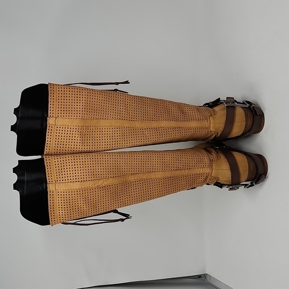 Anthropologie Bacio 61 Parpare Tan Perforated Leather Tall Ridding Boot Size 7 - Picture 4 of 6